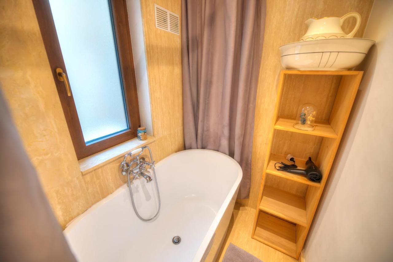 Comfy 1 Bedroom - Sun Terrace & Sea Views Gbuh1-1 Valletta Bagian luar foto